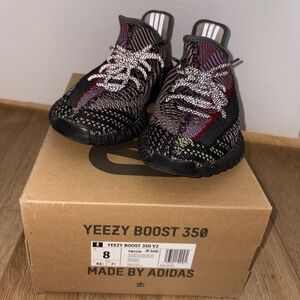 Adidas Yeezy Boost 350 V2 - Black and Red